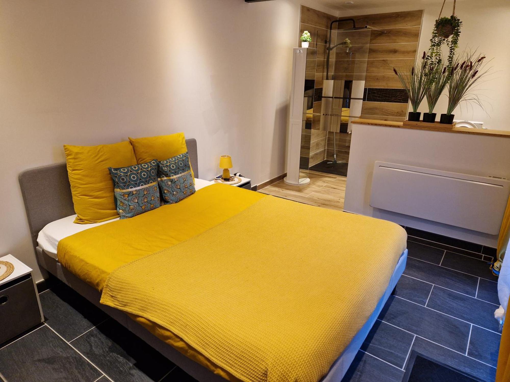 Grand Studio 2 Personnes Saint-Amand-Mont-Rond Bagian luar foto